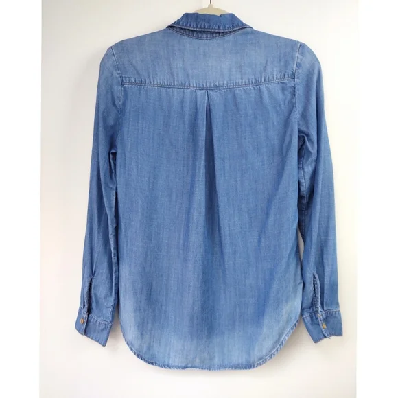 Anthropologie Cloth & Stone Chambray Lace Up Top Size XS - Picture 3 of 11